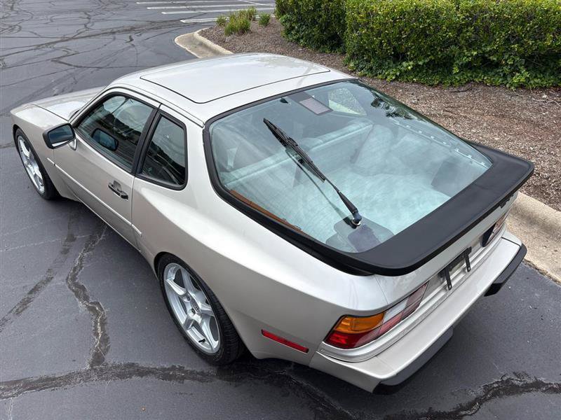 Used 1988 Porsche 944 Coupe RWD image 11