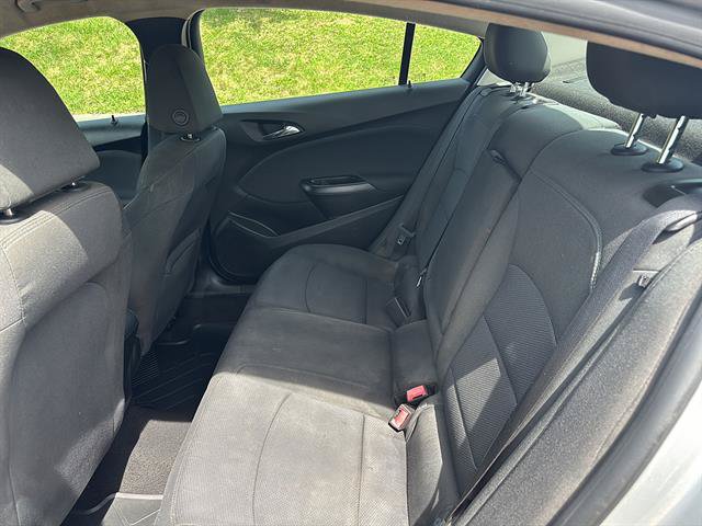 Used 2018 Chevrolet Cruze LT w/ LT Fleet Convenience Package FWD image 16