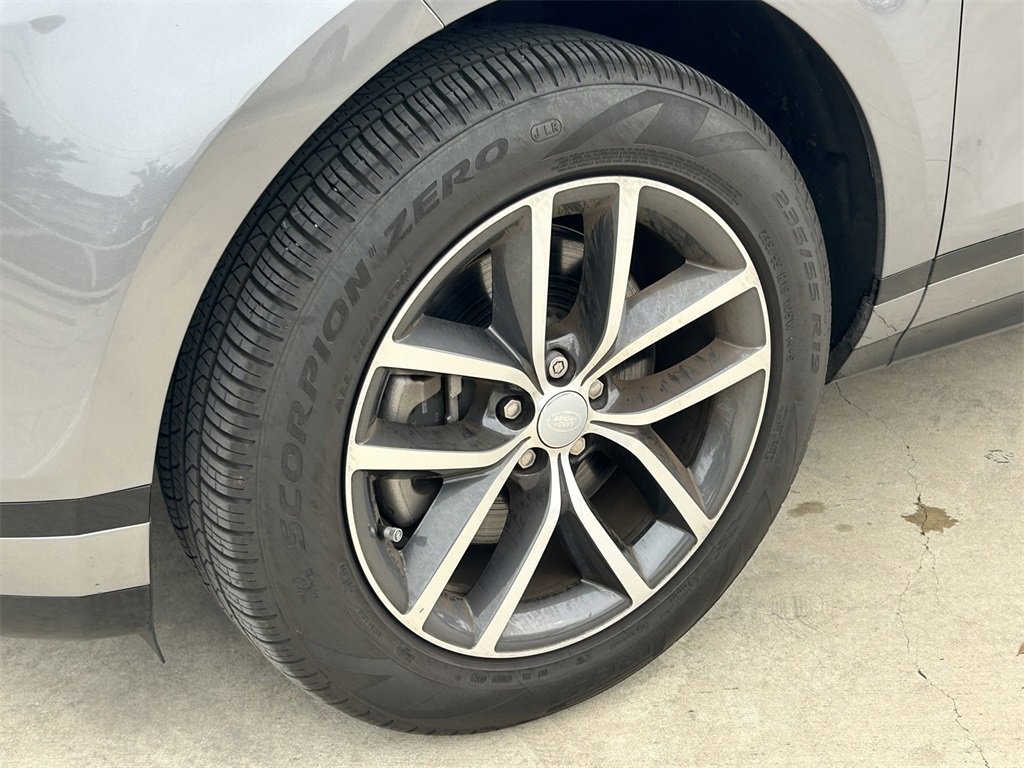 Used 2024 Land Rover Range Rover Evoque Dynamic SE image 9