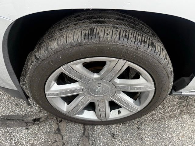 Used 2015 Cadillac Escalade ESV Premium image 6