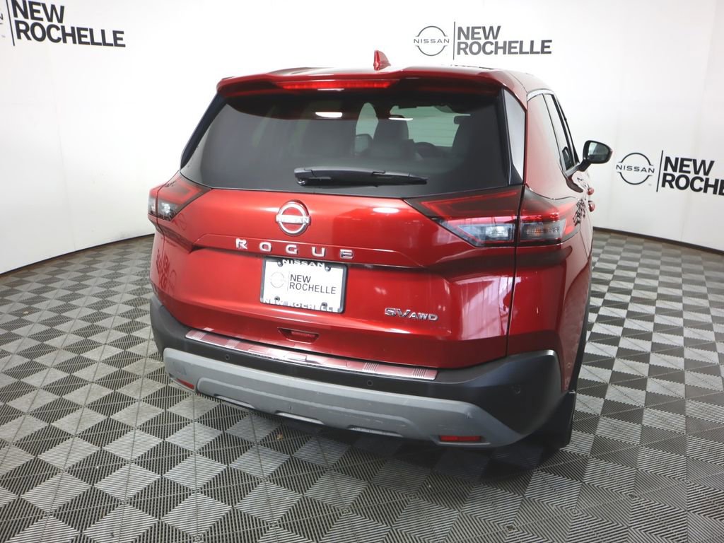 Used 2023 Nissan Rogue SV AWD/4WD image 5