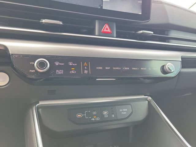 New 2027 Kia Carnival SX w/ Dark Edition Package FWD image 25