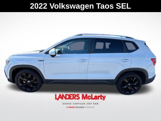 Used 2022 Volkswagen Taos SEL w/ Panoramic Sunroof Package image 3