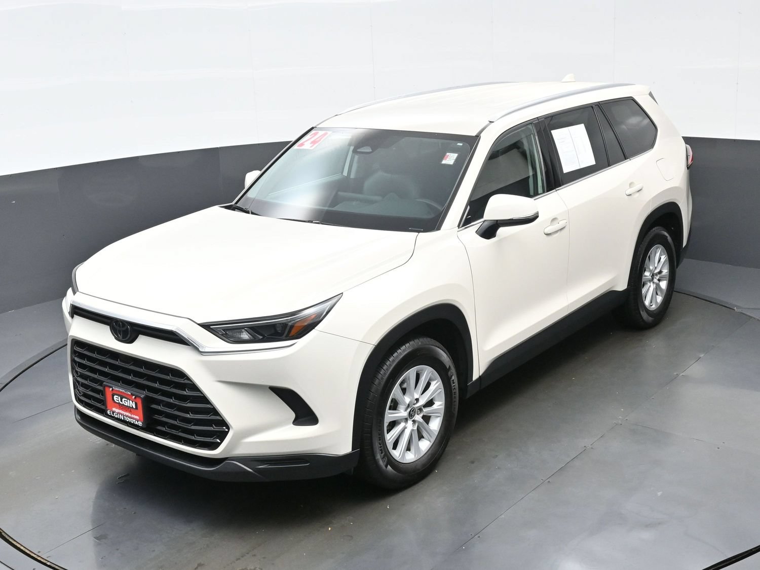 Used 2024 Toyota Grand Highlander AWD image 38