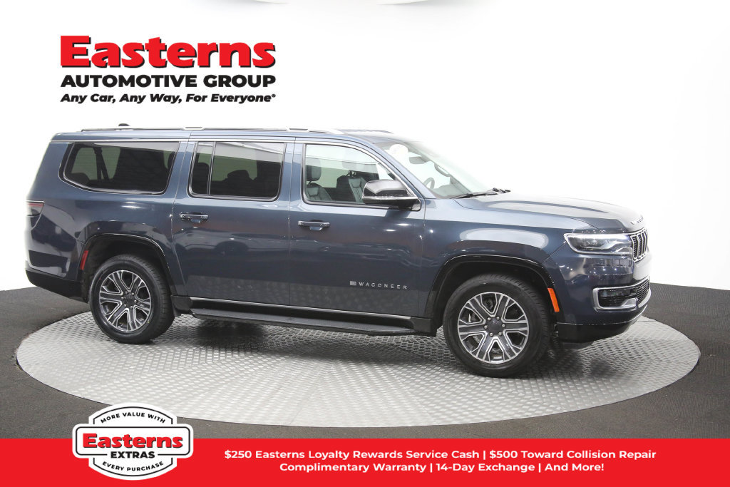 Used 2024 Jeep Wagoneer L Series II w/ Flexible Seating Group RWD image 54