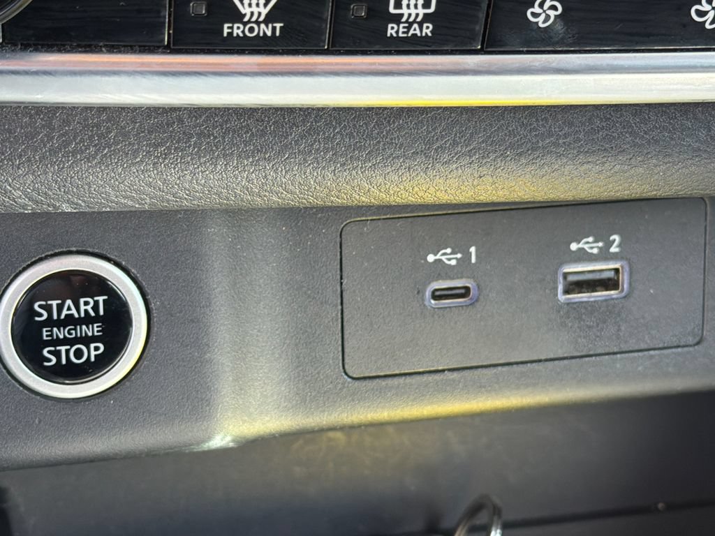 Used 2023 Nissan Rogue SV AWD/4WD image 31