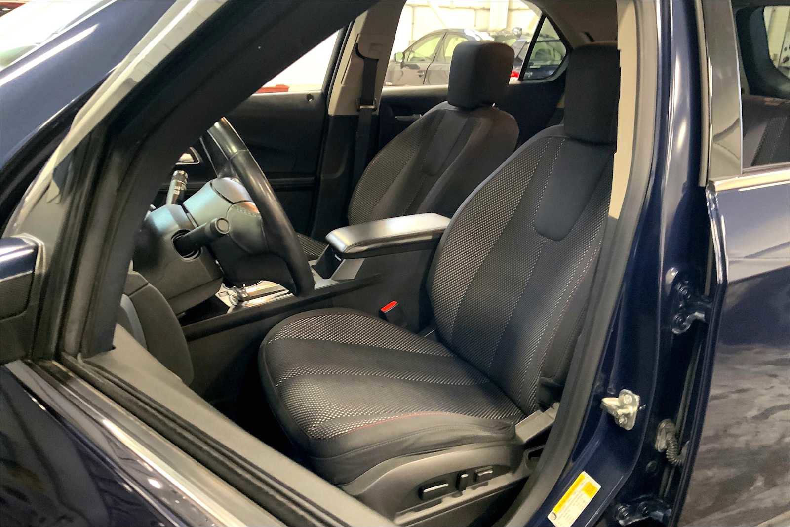 Used 2016 Chevrolet Equinox LT image 8