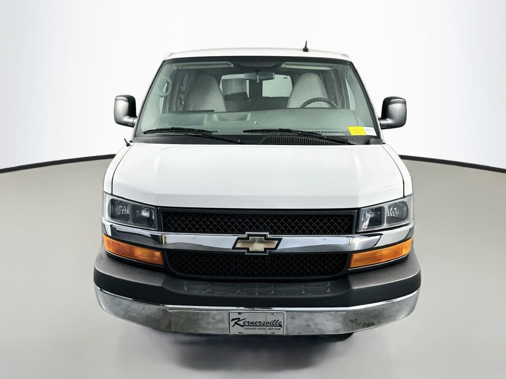 Used 2014 Chevrolet Express 2500 LT w/ LT Preferred Equipment Group RWD image 2