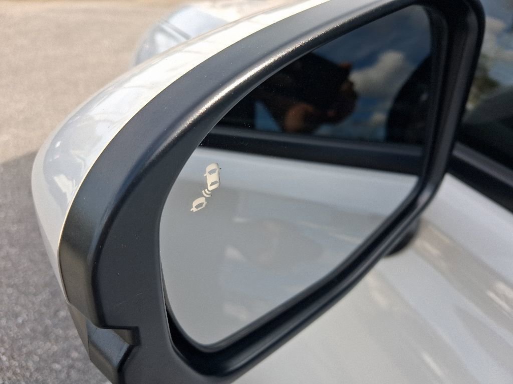 Used 2025 Honda HR-V EX-L image 14