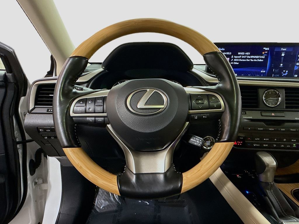 Used 2021 Lexus RX 350L Premium w/ Premium Package image 6