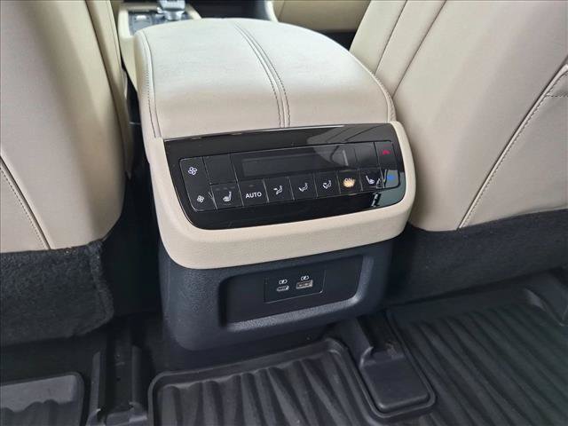 Used 2025 INFINITI QX60 Luxe FWD image 18