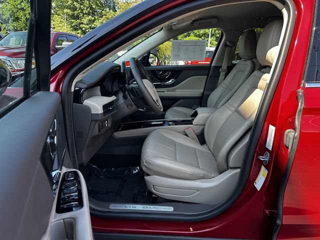 Certified 2023 Lincoln Corsair AWD w/ Equipment Group 101A image 19