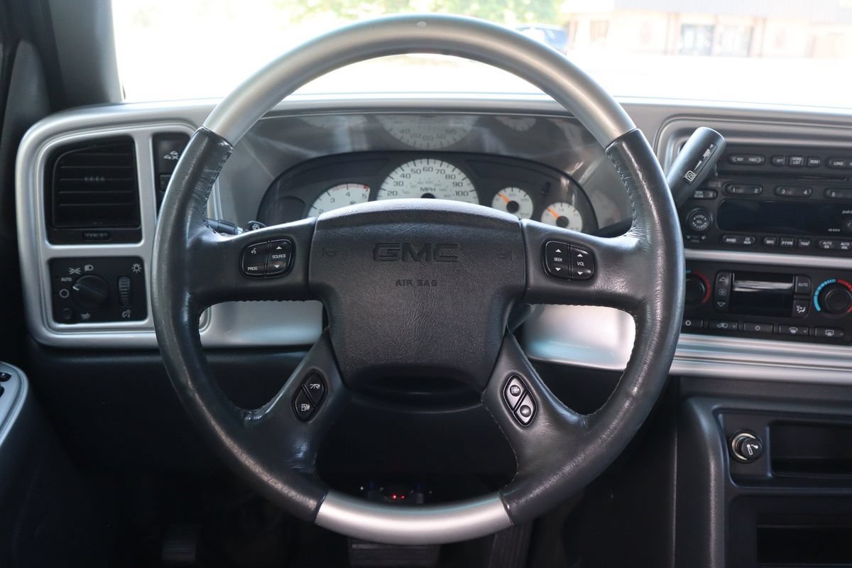 Used 2003 GMC Sierra 3500 SLE AWD/4WD image 17