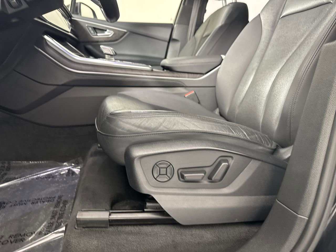Used 2021 Audi Q7 3.0T Prestige w/ Prestige Package AWD/4WD image 27