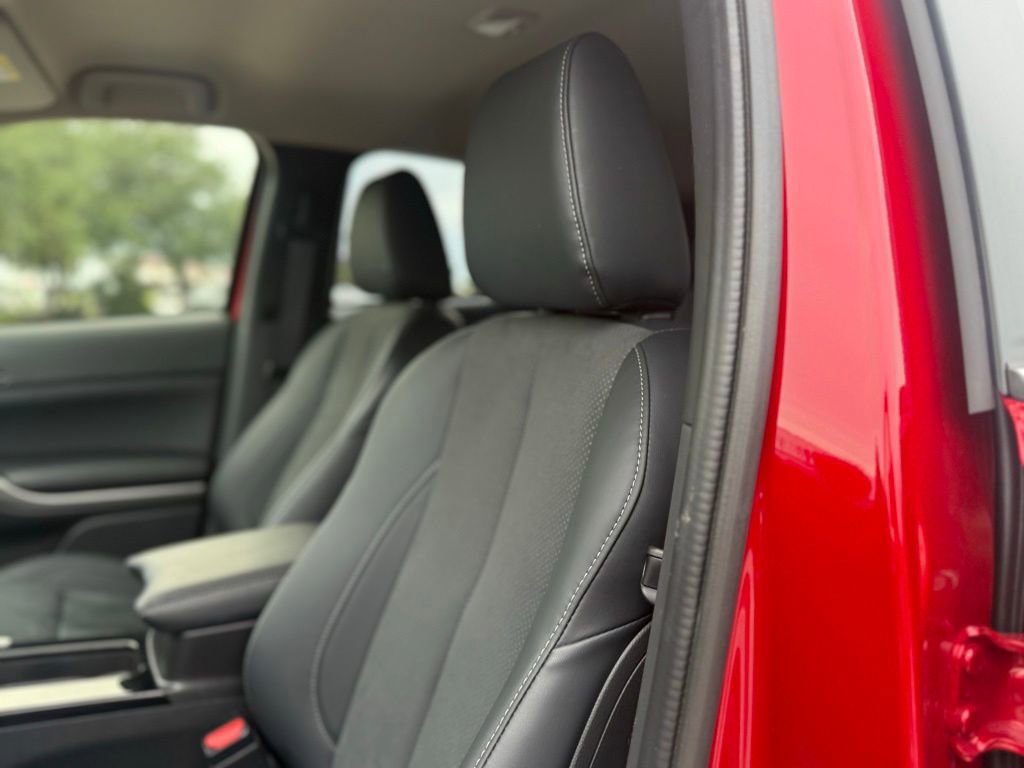 Used 2026 Mitsubishi Eclipse Cross AWD image 7