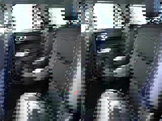 Certified 2023 Ford Explorer XLT w/ Equipment Group 202A image 14