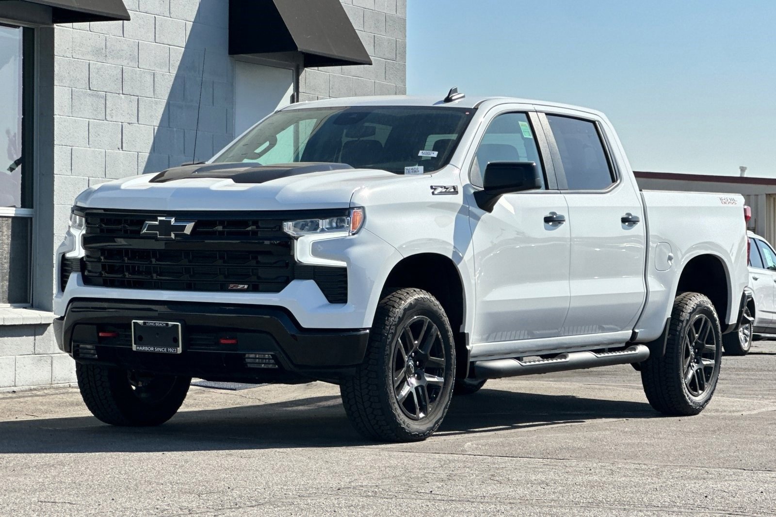 New 2025 Chevrolet Silverado 1500 LT Trail Boss w/ LPO, Dark Essentials Package image 8