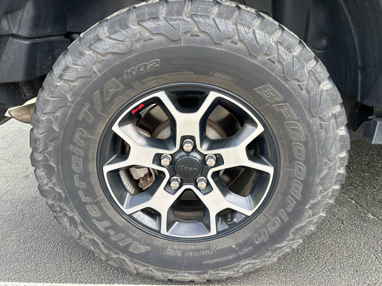 Used 2019 Jeep Wrangler Rubicon w/ Steel Bumper Group AWD/4WD image 6