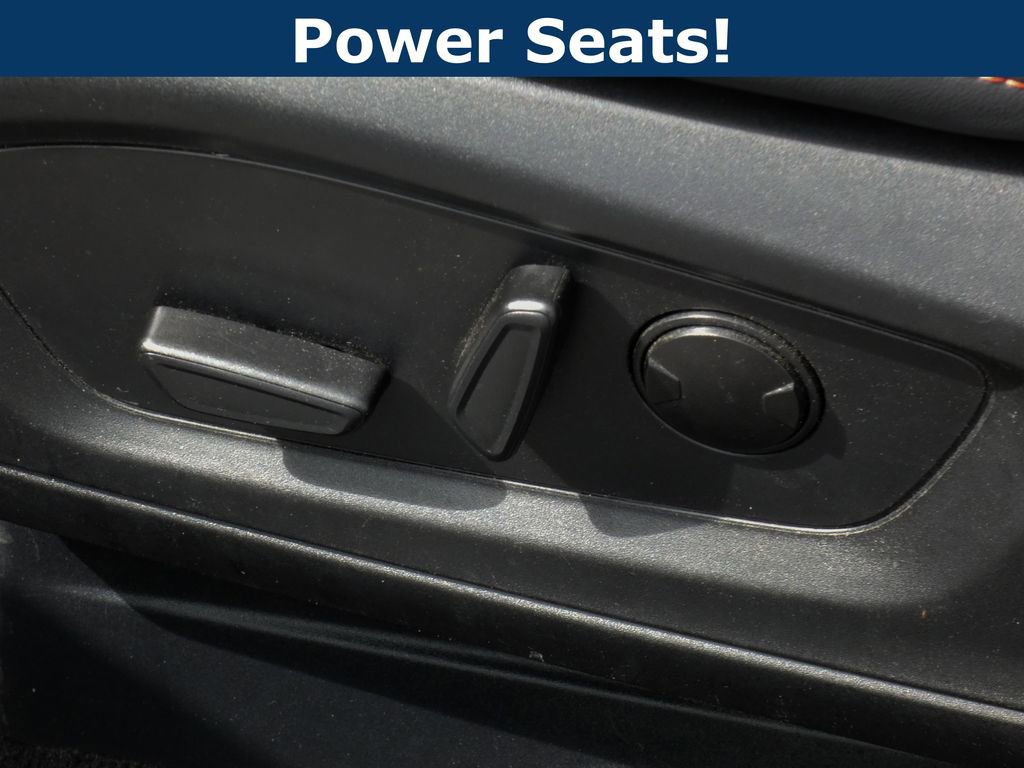 Used 2025 Ford Explorer ST-Line w/ ST-Line Street Pack AWD/4WD image 20