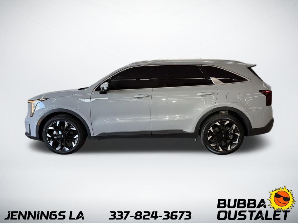 Used 2025 Kia Sorento EX w/ Panoramic Sunroof Package FWD image 2