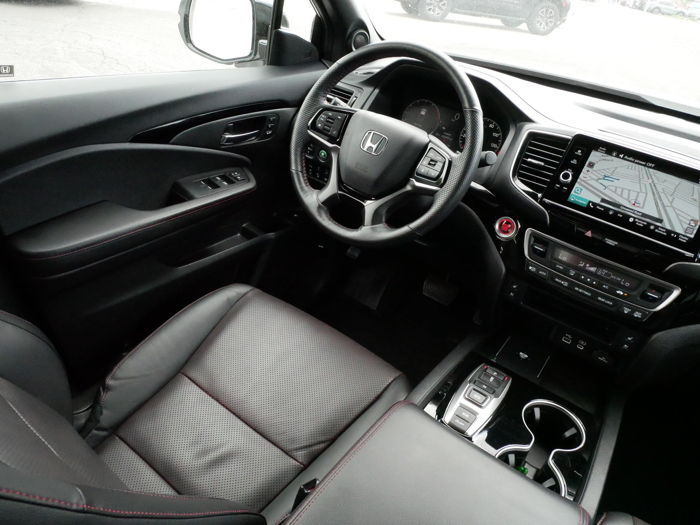 Used 2024 Honda Ridgeline Black Edition image 9