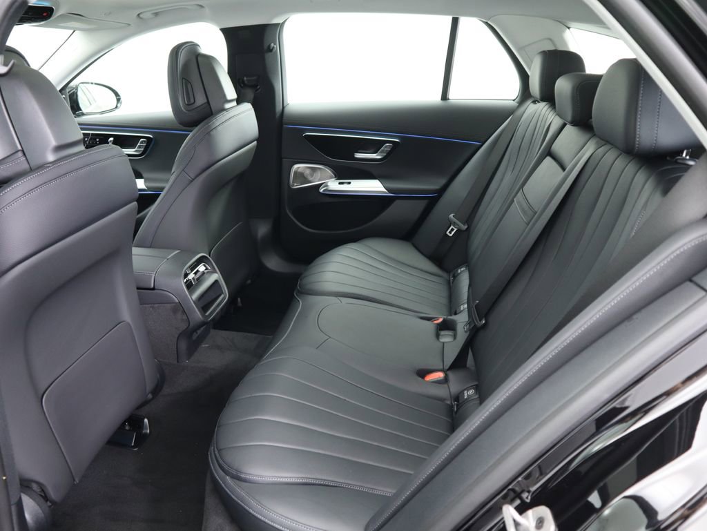 Used 2025 Mercedes-Benz E 450 4MATIC All-Terrain Wagon image 23