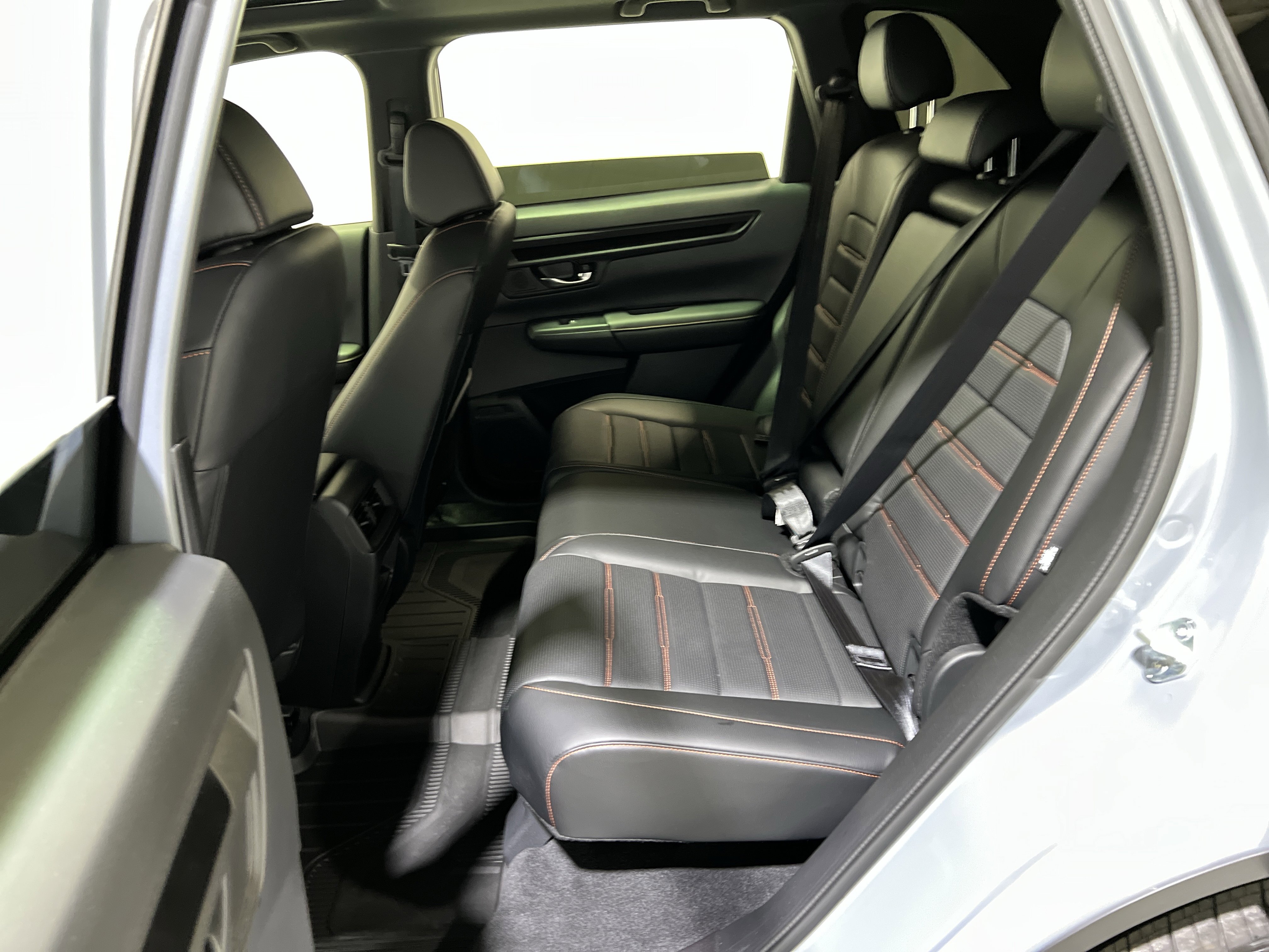 Used 2025 Honda CR-V Sport-L image 17