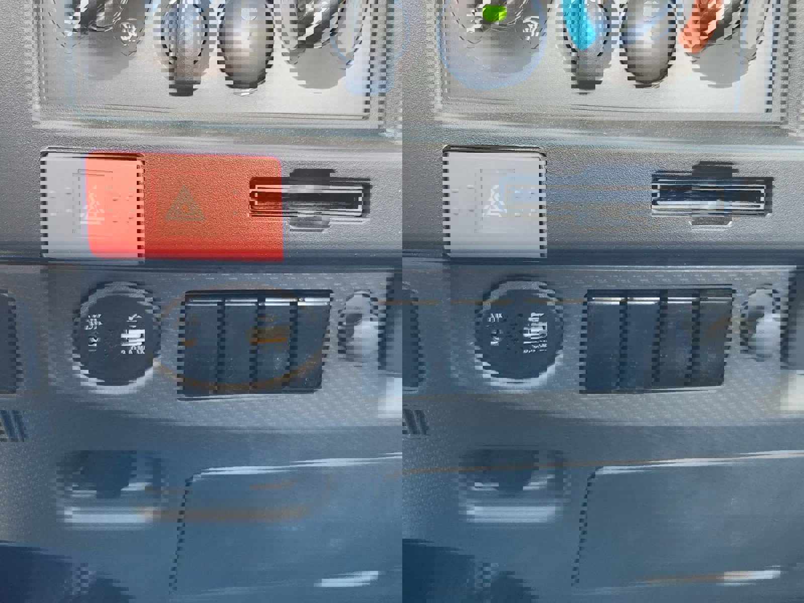 New 2025 Chevrolet Low Cab Forward 5500XG image 19