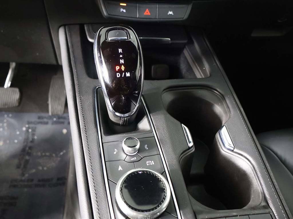 Used 2024 Cadillac XT4 Premium Luxury image 44