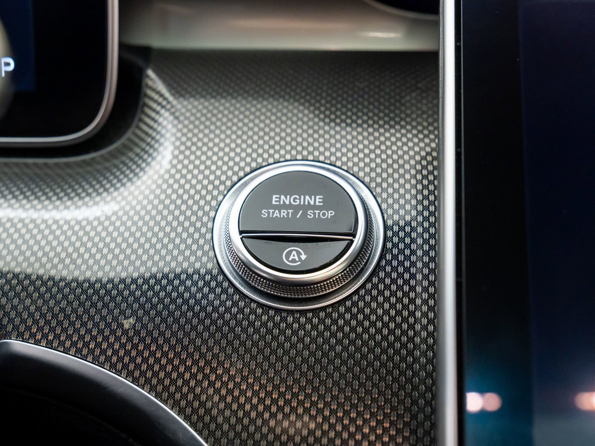 Used 2023 Mercedes-Benz C 300 4MATIC Sedan image 24