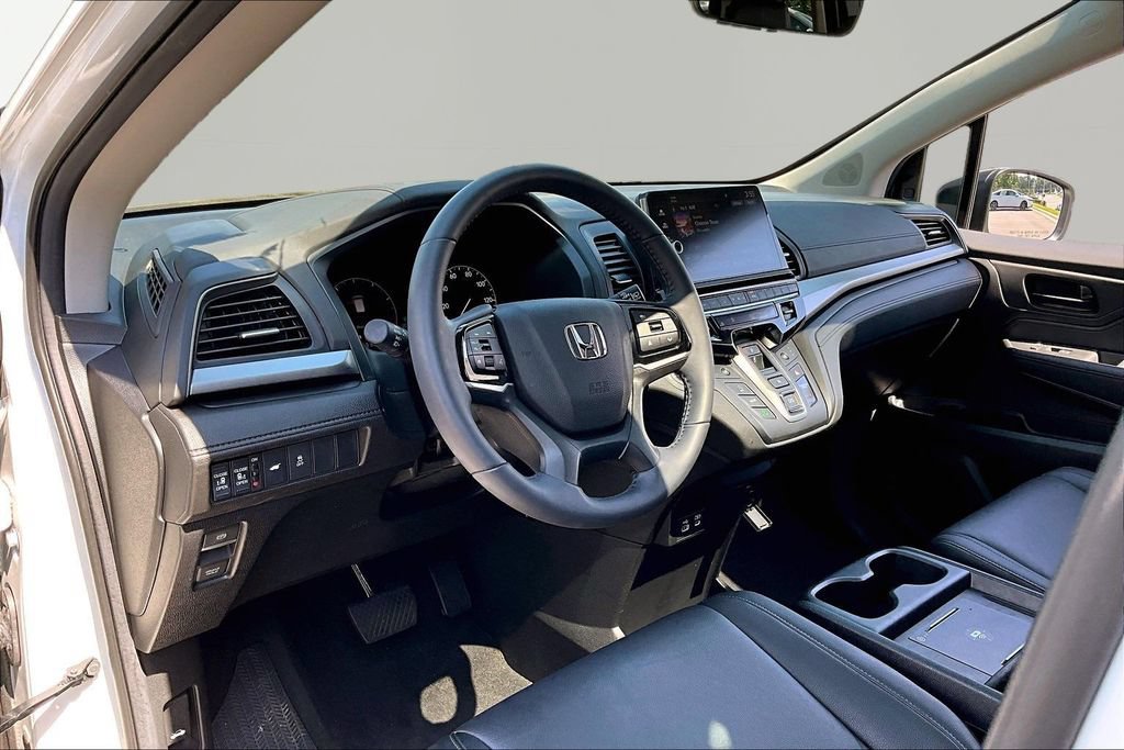 Certified 2026 Honda Odyssey EX-L image 12