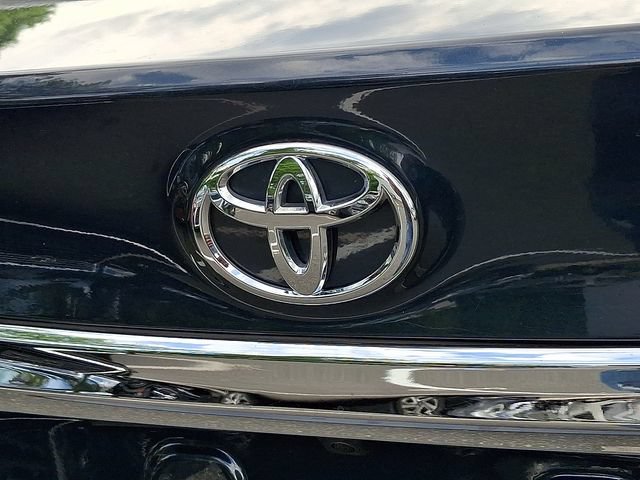 Used 2016 Toyota Avalon XLE Premium FWD image 31
