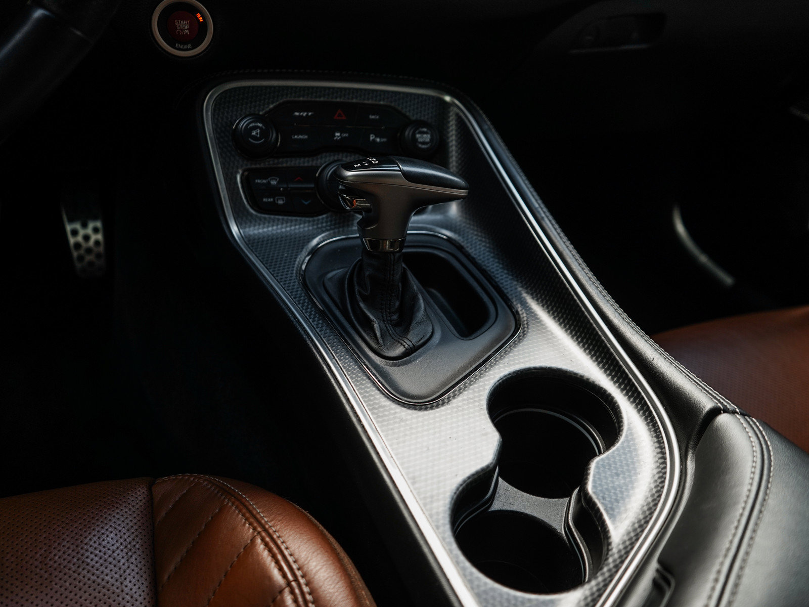 Used 2015 Dodge Challenger SRT Hellcat RWD image 23