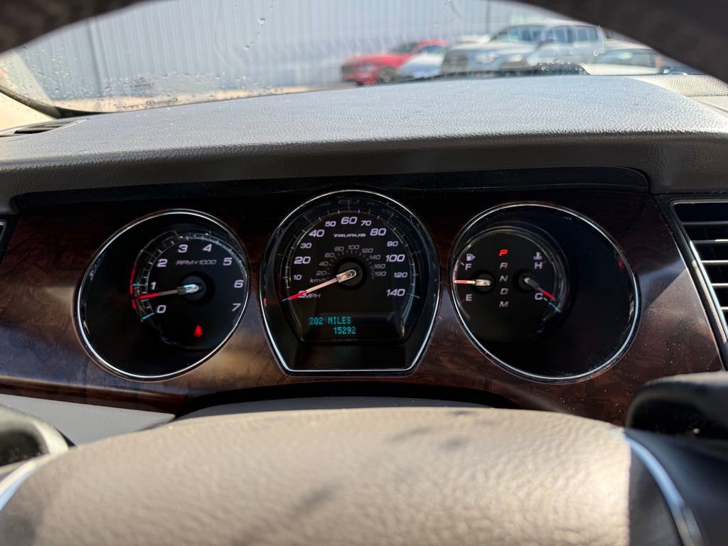 Used 2011 Ford Taurus SEL w/ 201A Rapid Spec Order Code image 11