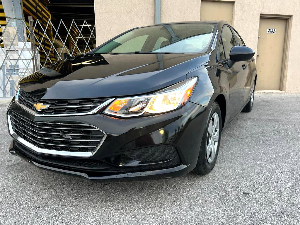 Used 2018 Chevrolet Cruze LS image 12