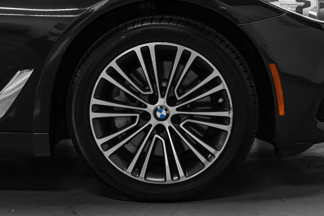 Used 2018 BMW 540i RWD image 58