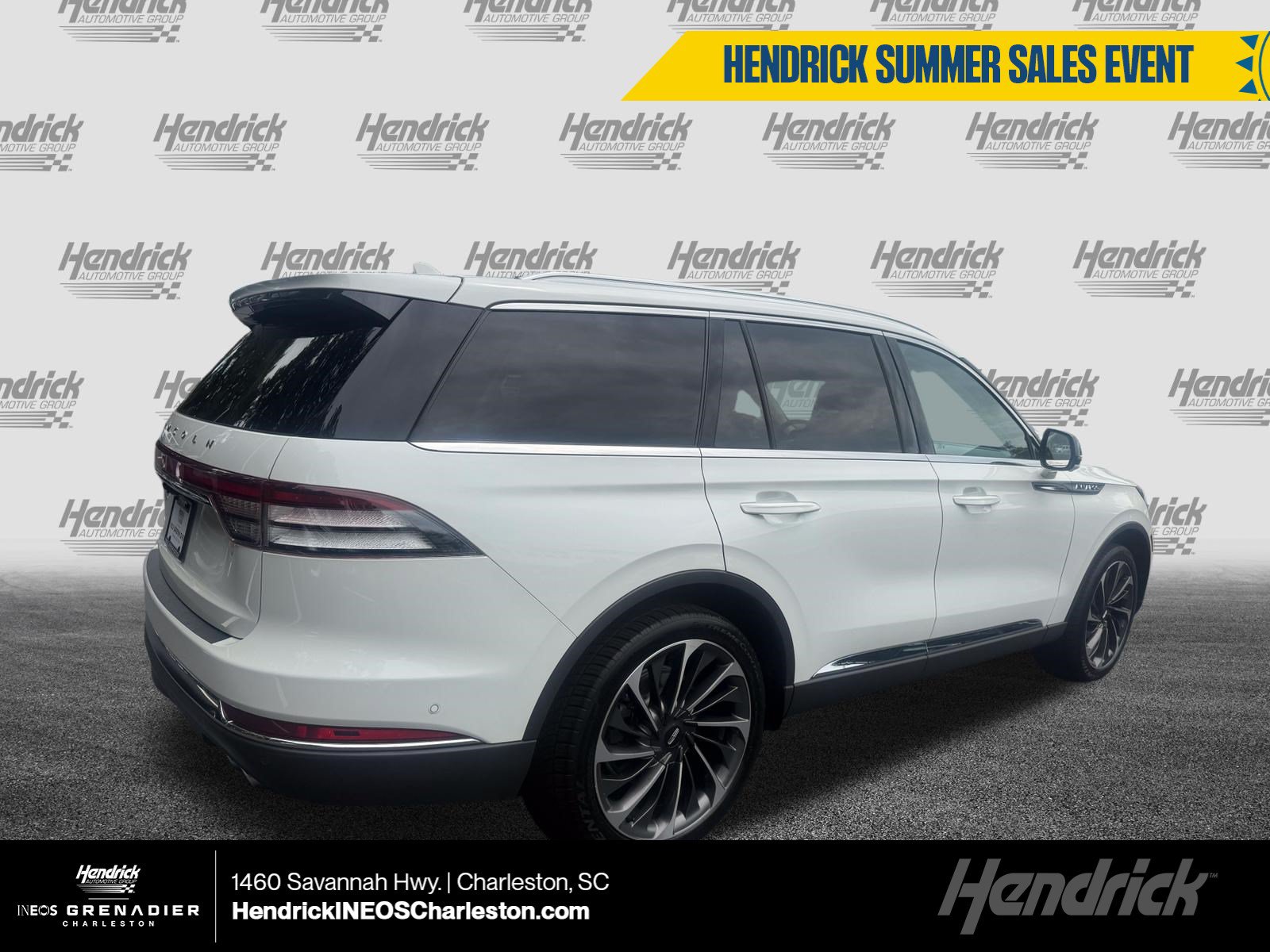 Used 2020 Lincoln Aviator Reserve w/ Equipment Group 202A AWD/4WD image 1