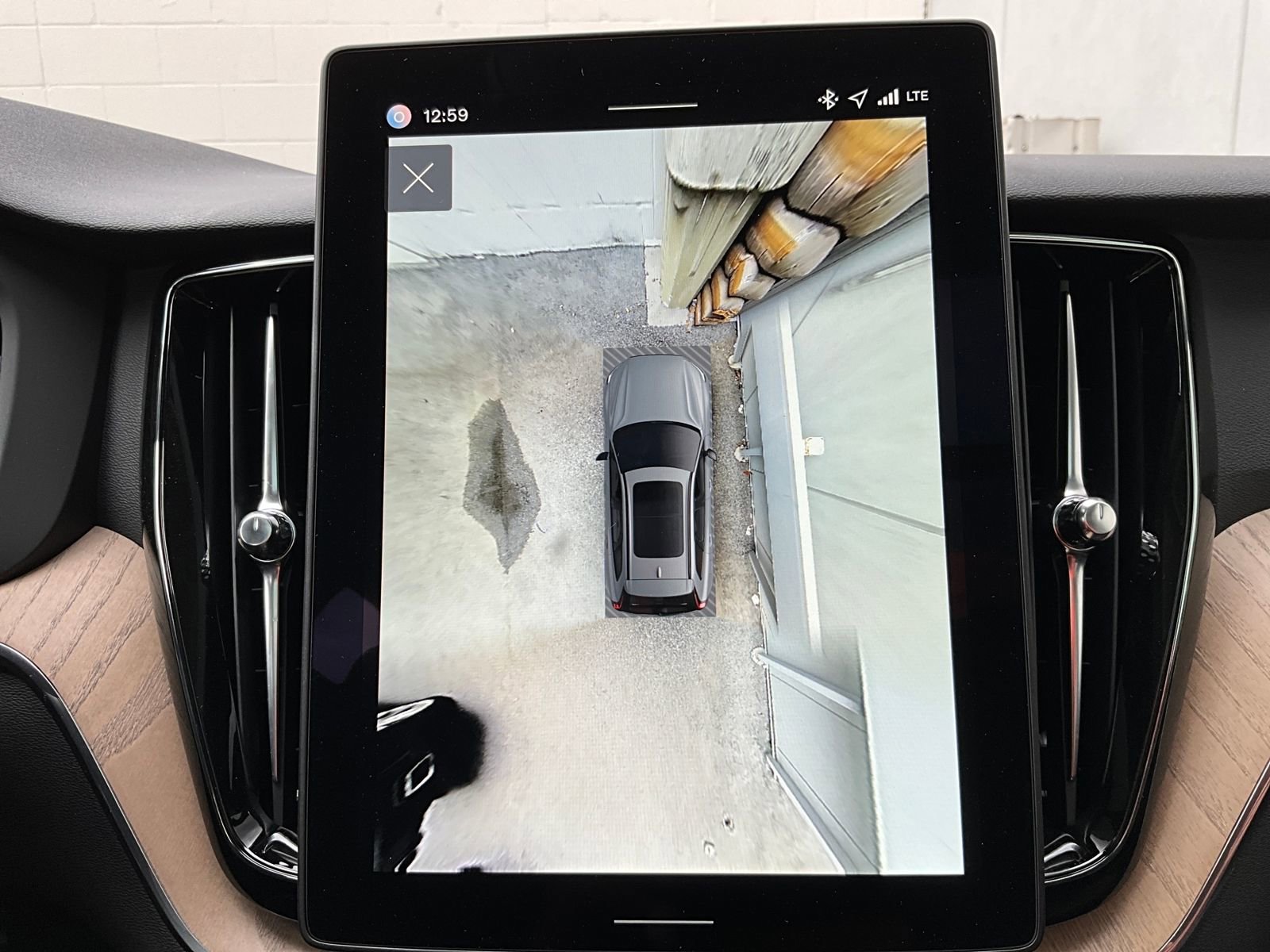 New 2026 Volvo XC60 B5 Plus w/ Protection Package Premier image 23