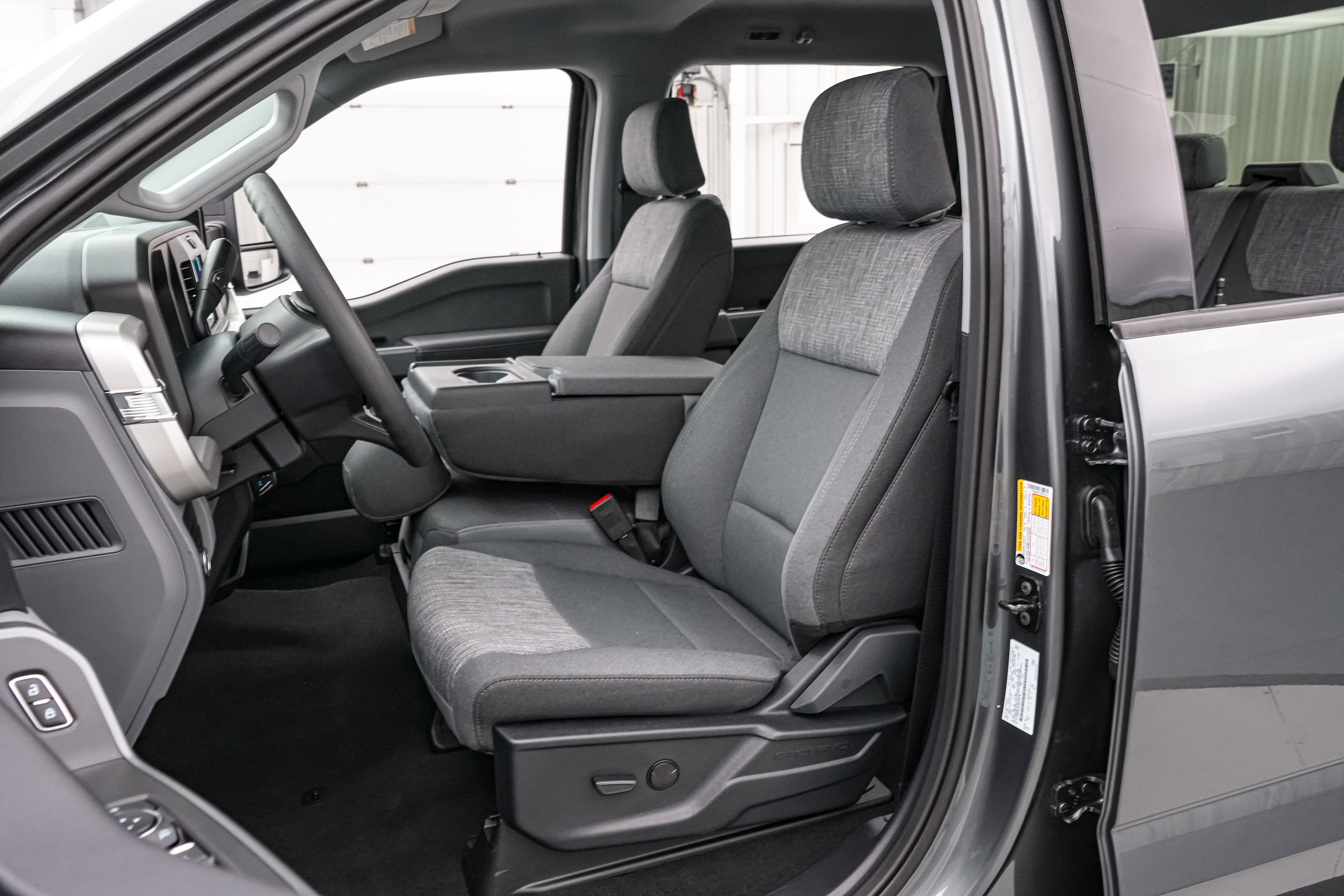 New 2026 Ford F250 XLT w/ Tremor Off-Road Package image 15