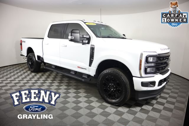 Used 2024 Ford F350 Lariat w/ Lariat Ultimate Package AWD/4WD image 1