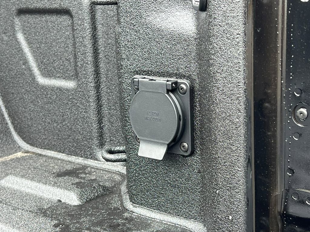 New 2026 GMC Sierra 1500 Elevation w/ Elevation Premium Package image 9