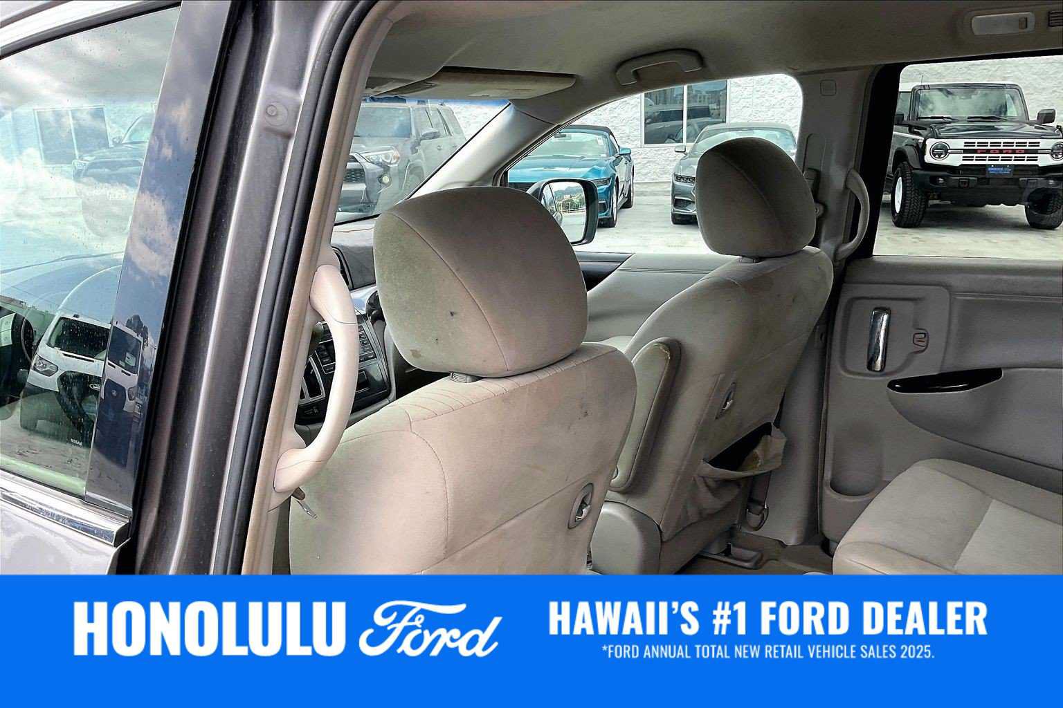 Used 2011 Nissan Quest SV FWD image 12