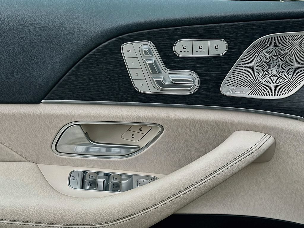 Used 2026 Mercedes-Benz GLS 580 4MATIC image 18