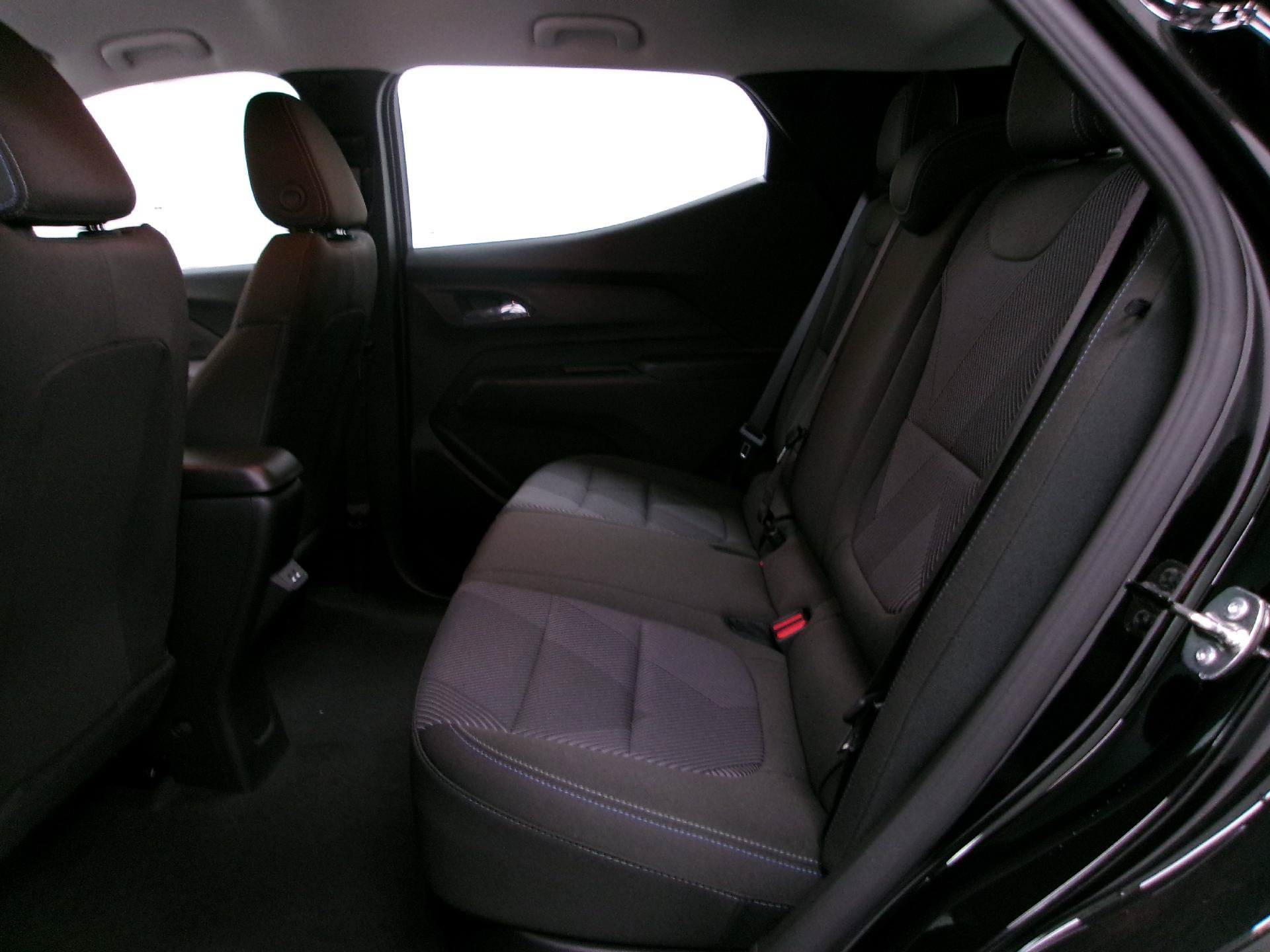 New 2027 Chevrolet Bolt LT w/ Comfort Package FWD image 9
