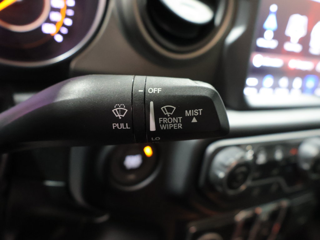 Used 2023 Jeep Gladiator Sport AWD/4WD image 35