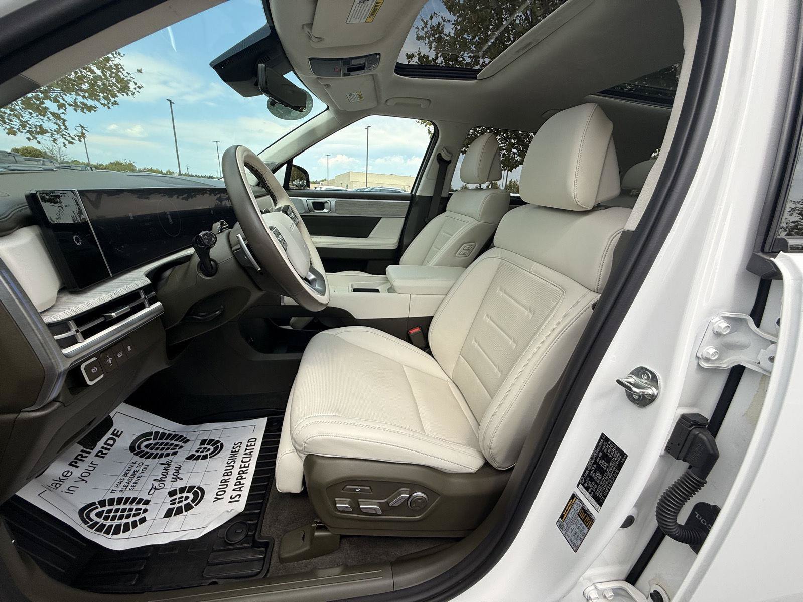 Certified 2025 Hyundai Santa Fe Calligraphy AWD/4WD image 14