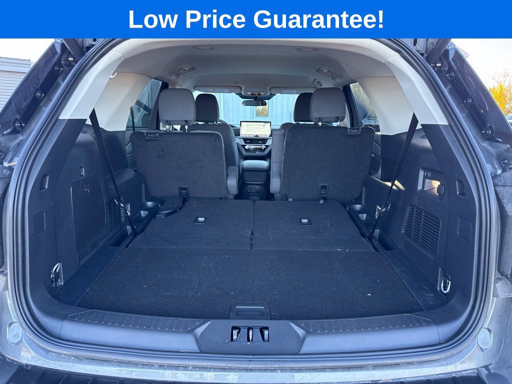 Used 2026 Ford Explorer Active AWD/4WD image 27