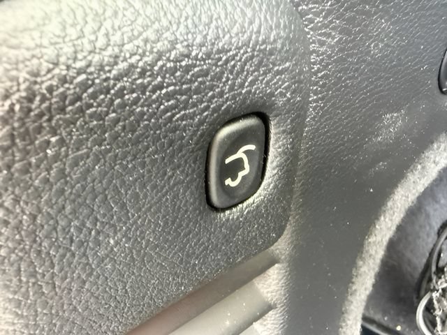 Used 2021 Jeep Grand Cherokee Limited AWD/4WD image 12