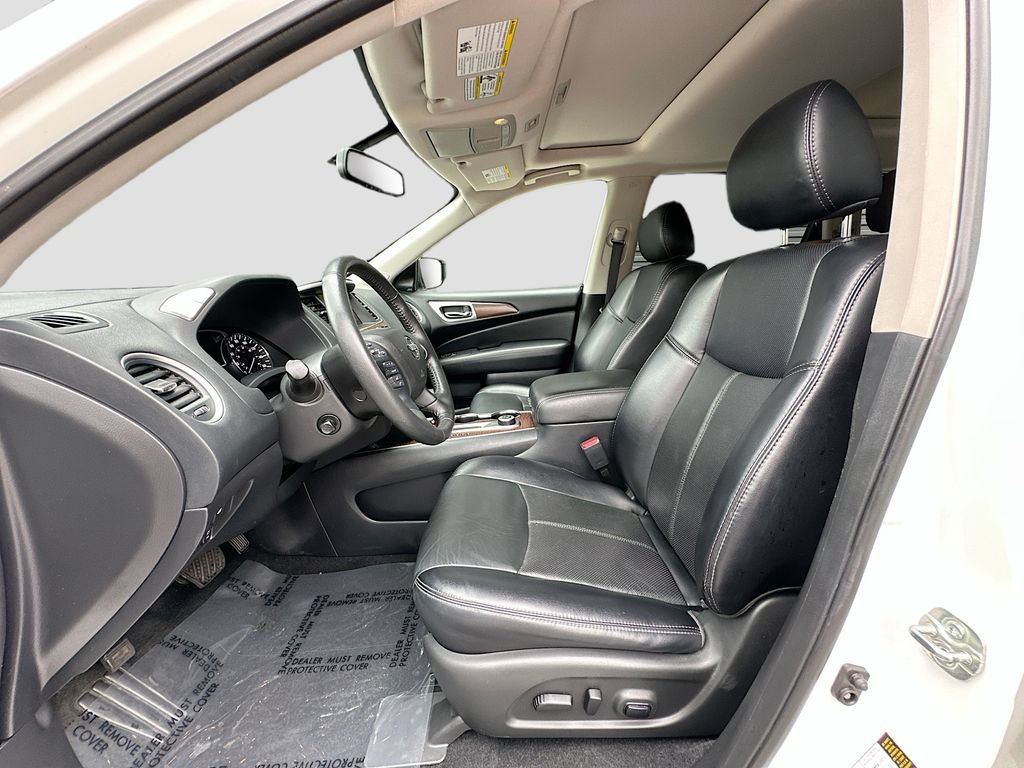 Used 2020 Nissan Pathfinder Platinum w/ Cargo Package AWD/4WD image 5