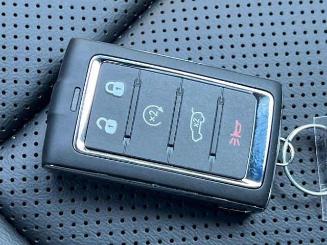 New 2026 Jeep Grand Cherokee L Limited w/ Luxury Tech Group II AWD/4WD image 28